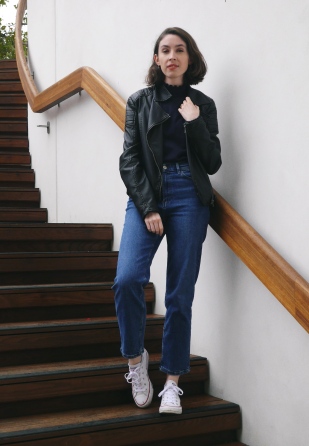 How to style straight leg jeans 